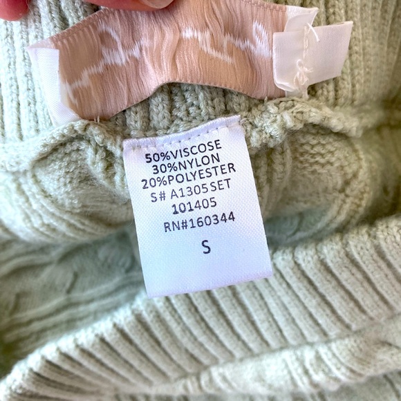 Beige Botany Knit Shorts NWOT - Picture 4 of 4